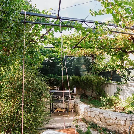 Nyaraló House Rusula Vrsine